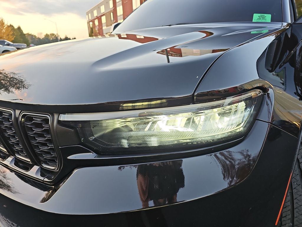 2022 JEEP GRAND CHEROKEE - Image 31