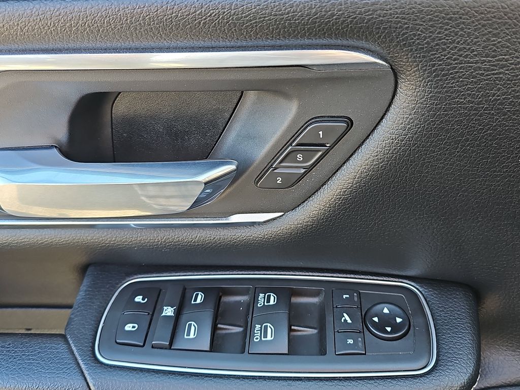 2020 RAM 1500 - Image 27