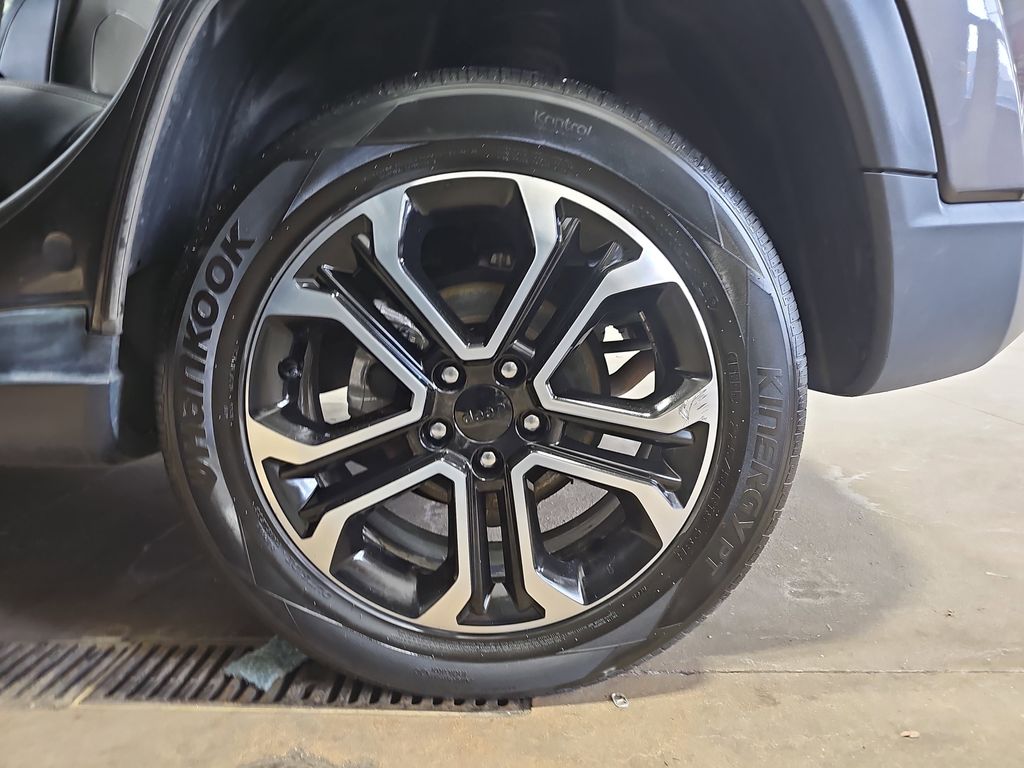 2022 JEEP COMPASS - Image 32