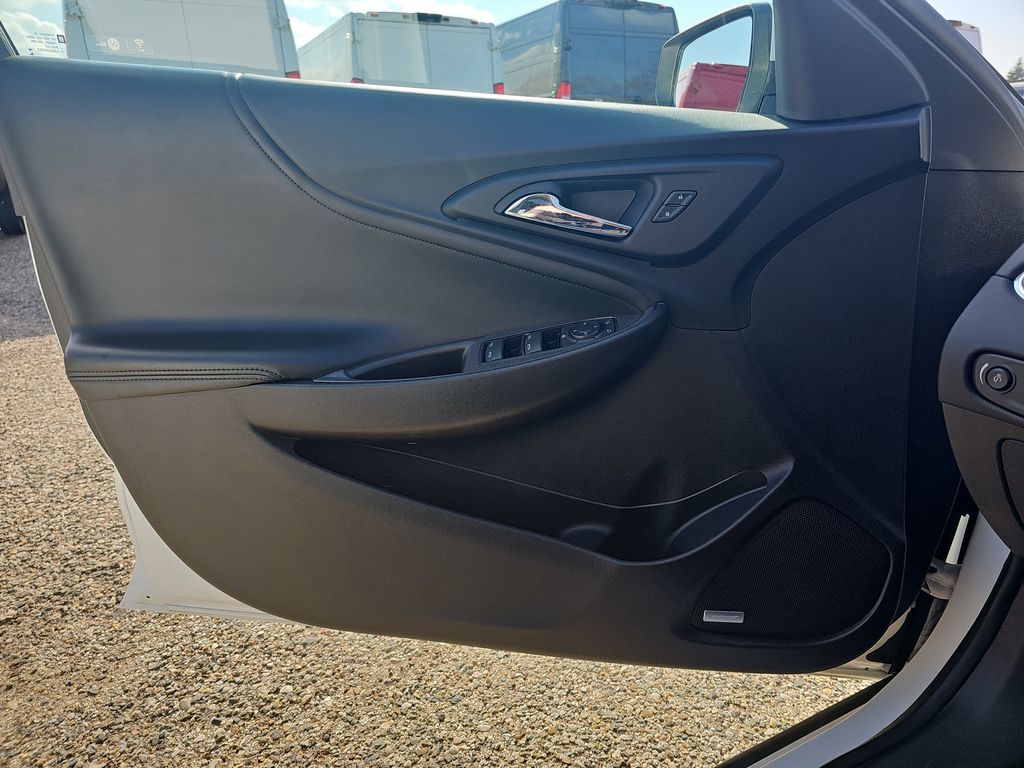 2018 CHEVROLET MALIBU - Image 25