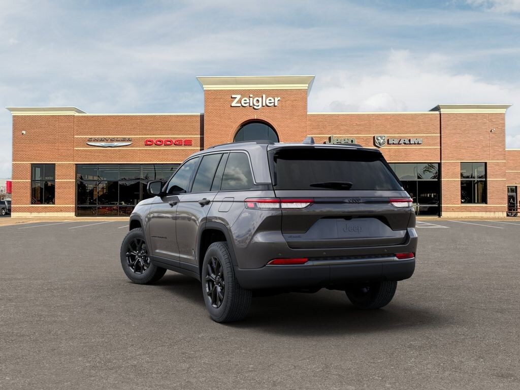 New 2026 Jeep Grand Cherokee LAREDO ALTITUDE 4X4 Sport Utility