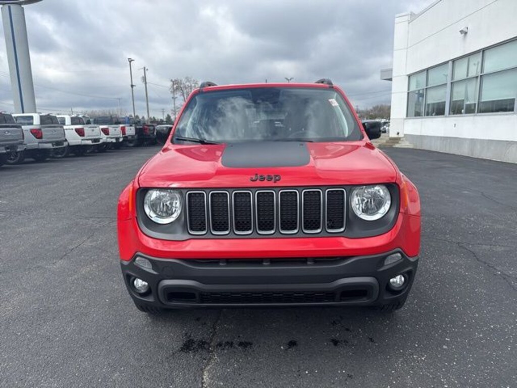 Used 2023 Jeep Renegade Latitude SUV