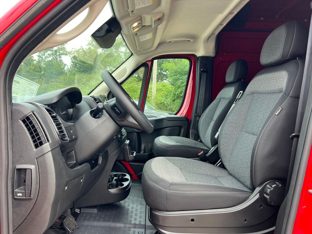 New 2026 Ram ProMaster PROMASTER 2500 TRADESMAN CARGO VAN HIGH ROOF 136' Cargo Van