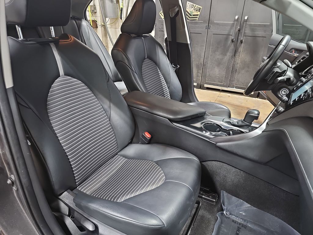 2020 TOYOTA CAMRY - Image 10