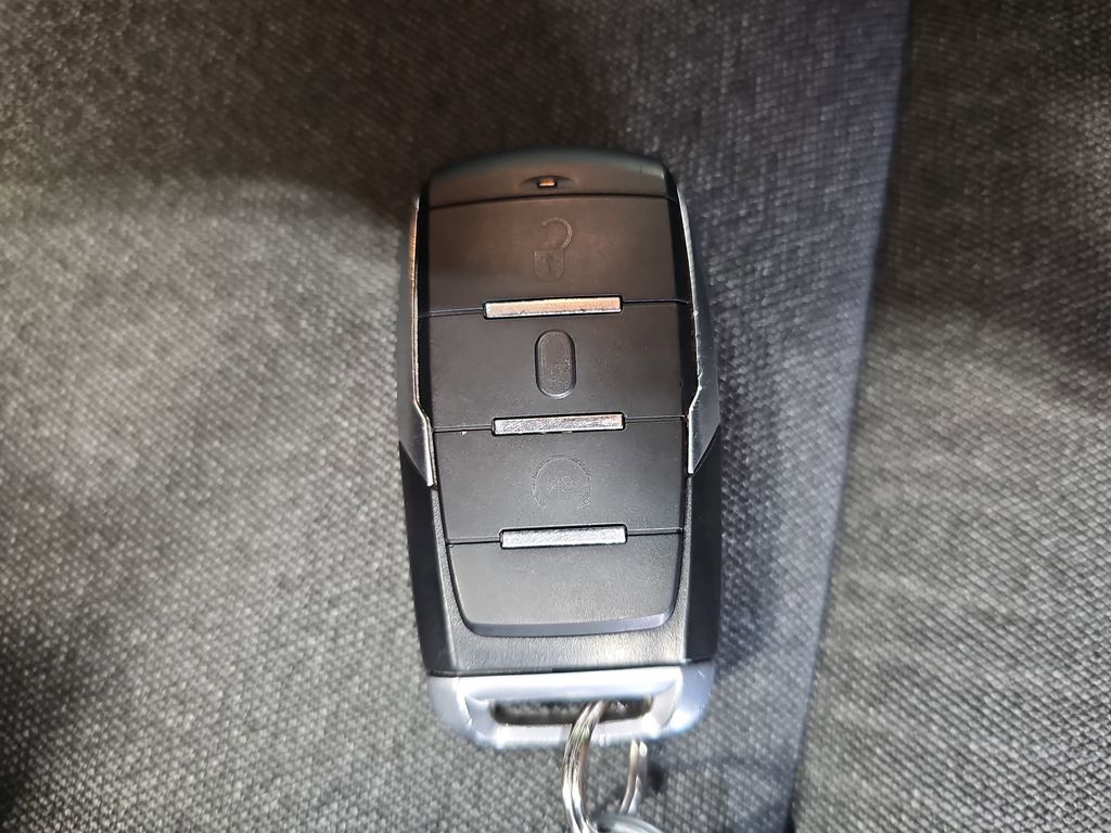 2019 RAM 1500 - Image 33