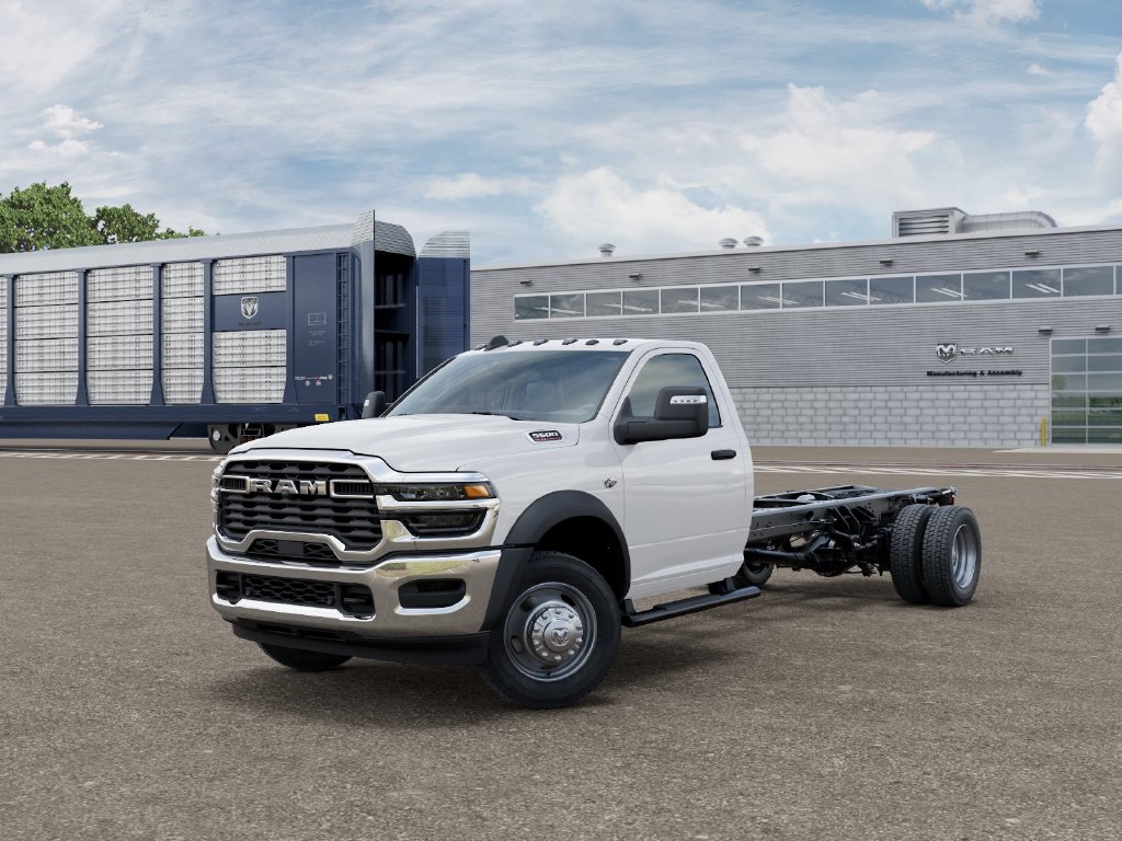 New 2027 Ram 5500 Chassis Cab TRADESMAN REGULAR 4X4 120' CA Pickup