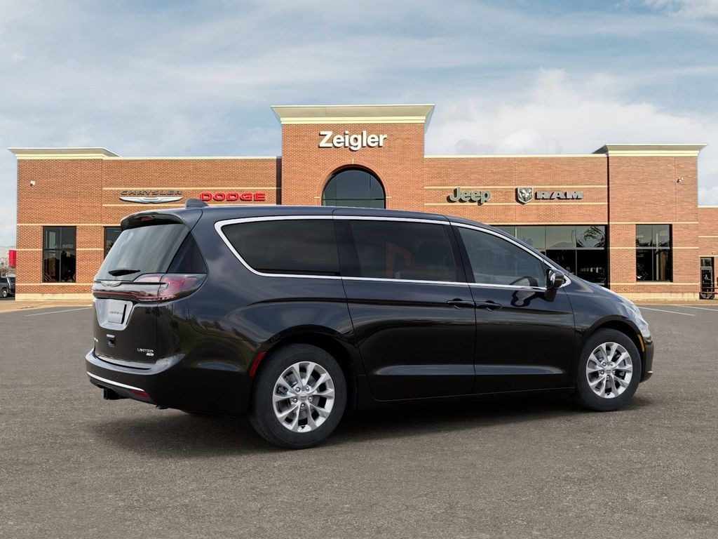 New 2026 Chrysler Pacifica LIMITED AWD Passenger Van