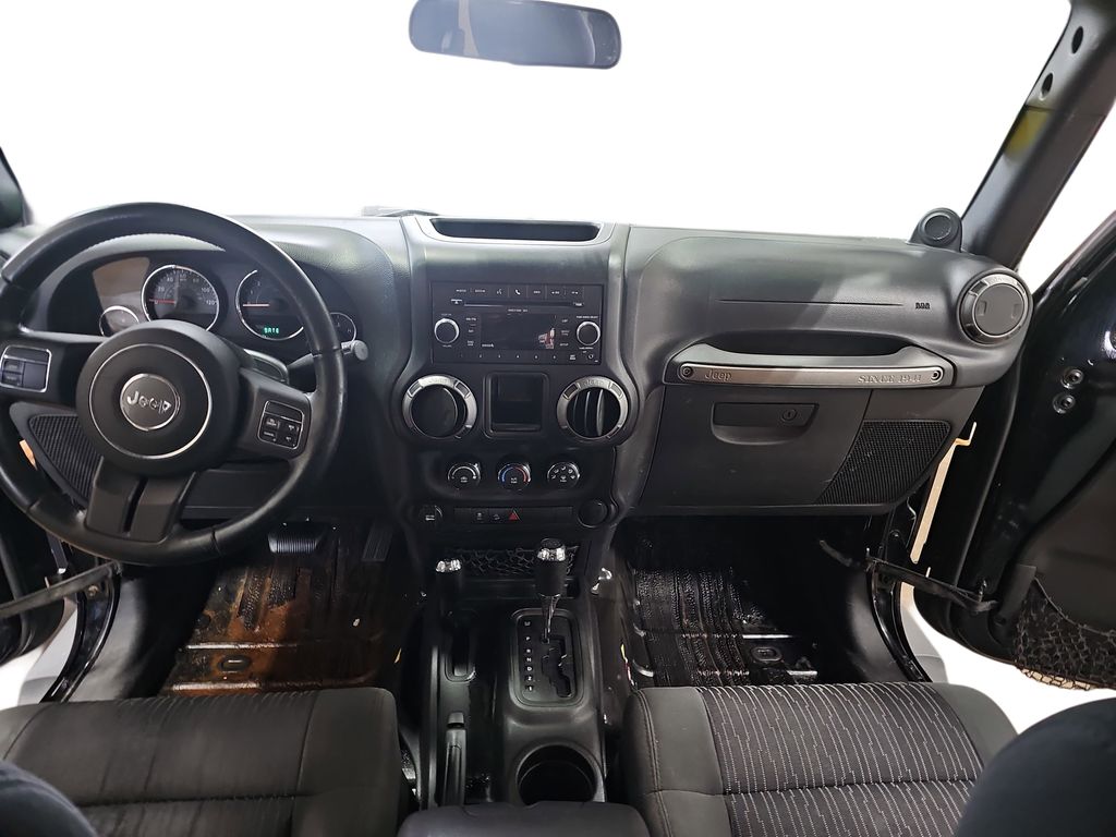 2011 JEEP WRANGLER - Image 9