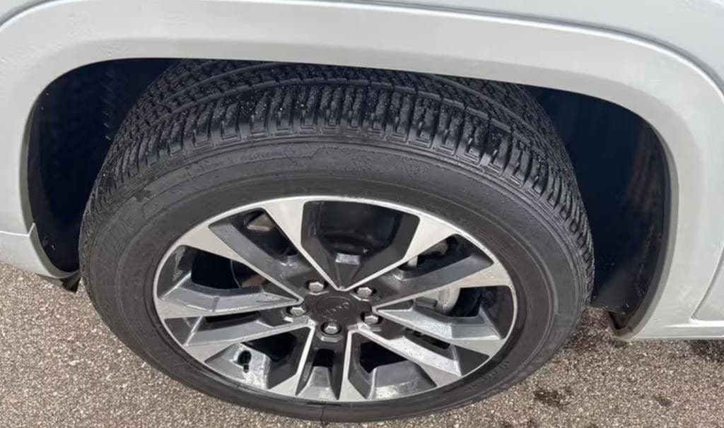 Used 2024 Jeep Grand Cherokee L Overland SUV