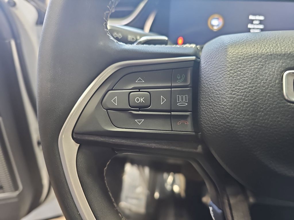 2023 JEEP GRAND CHEROKEE - Image 17