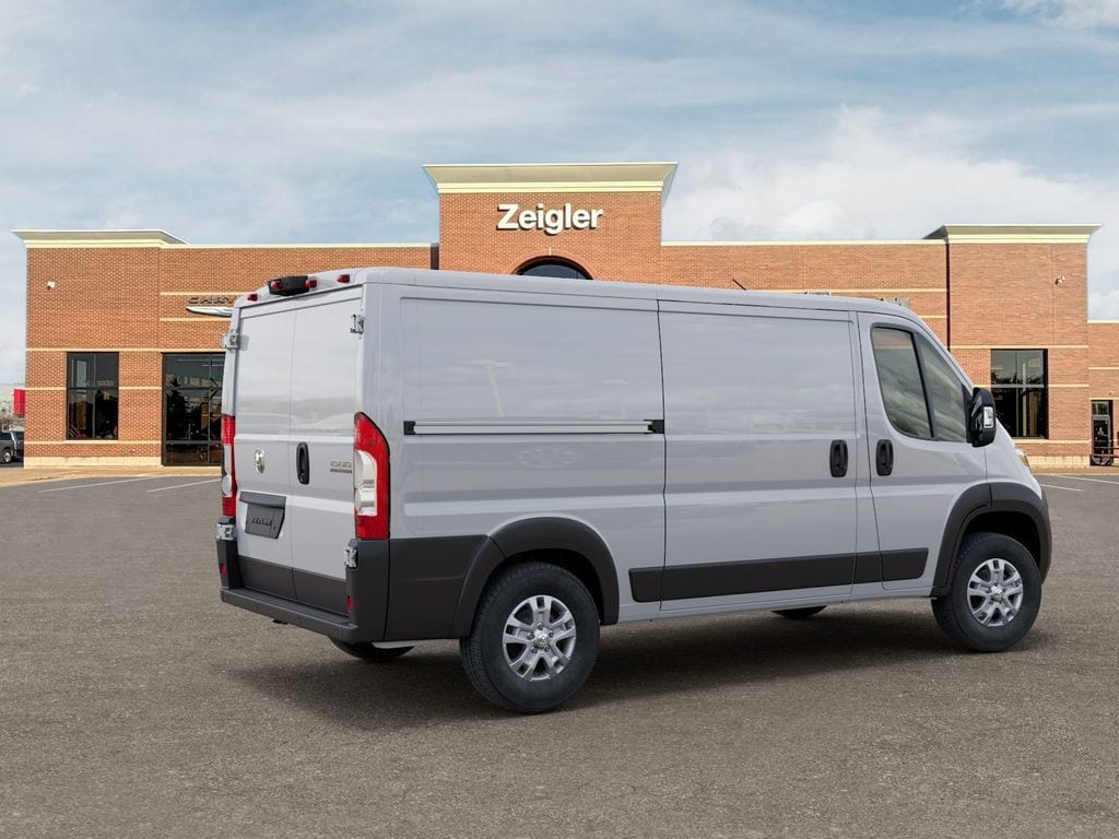 New 2026 Ram ProMaster PROMASTER 1500 SLT CARGO VAN LOW ROOF 136' WB Cargo Van