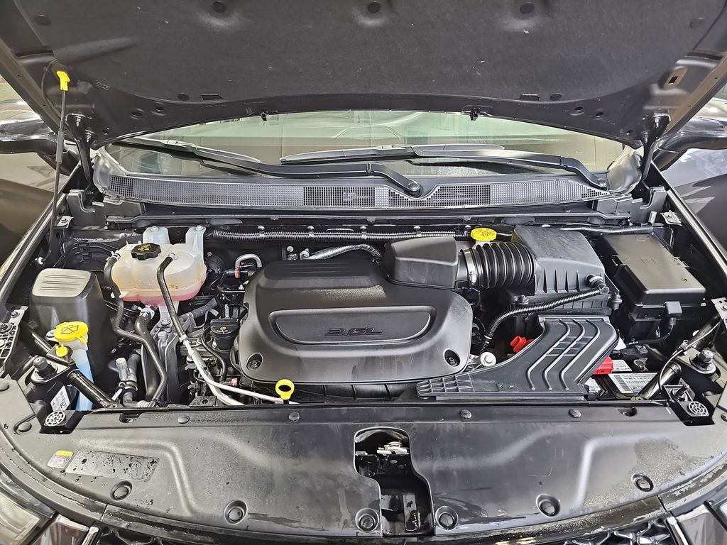 2023 CHRYSLER PACIFICA - Image 36