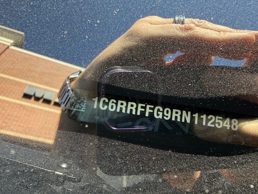 2024 RAM 1500 - Image 3