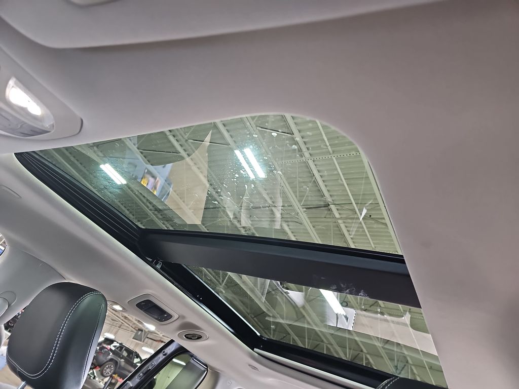 2023 CHRYSLER PACIFICA - Image 35