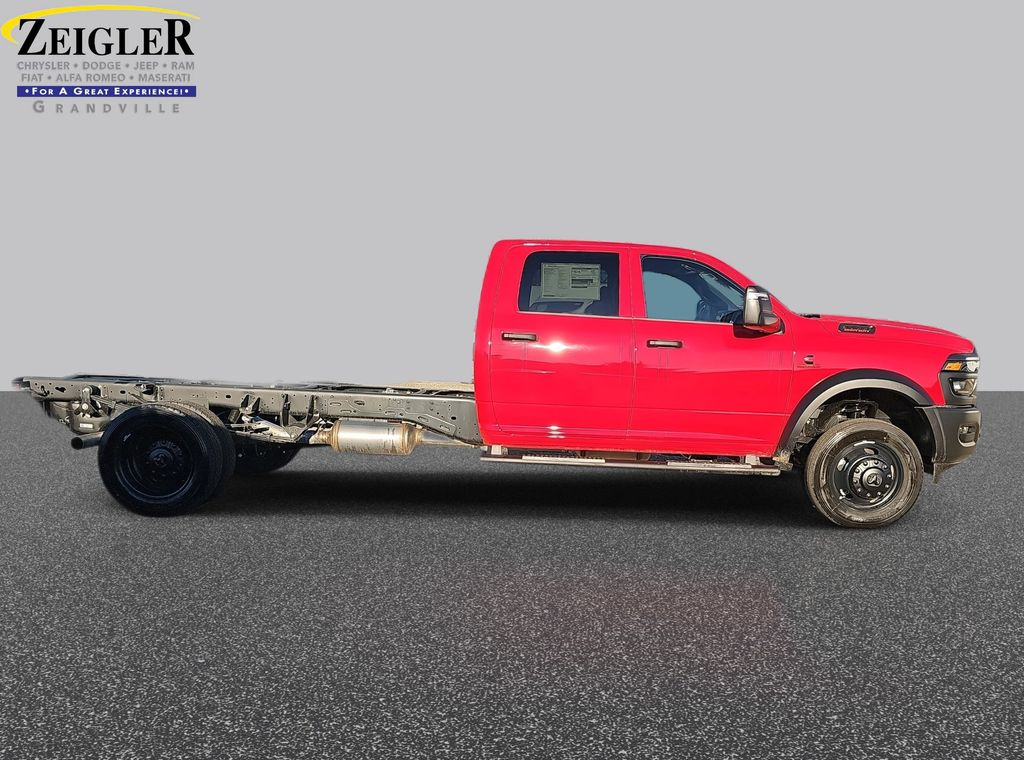 2026 Ram 5500 Tradesman photo 4