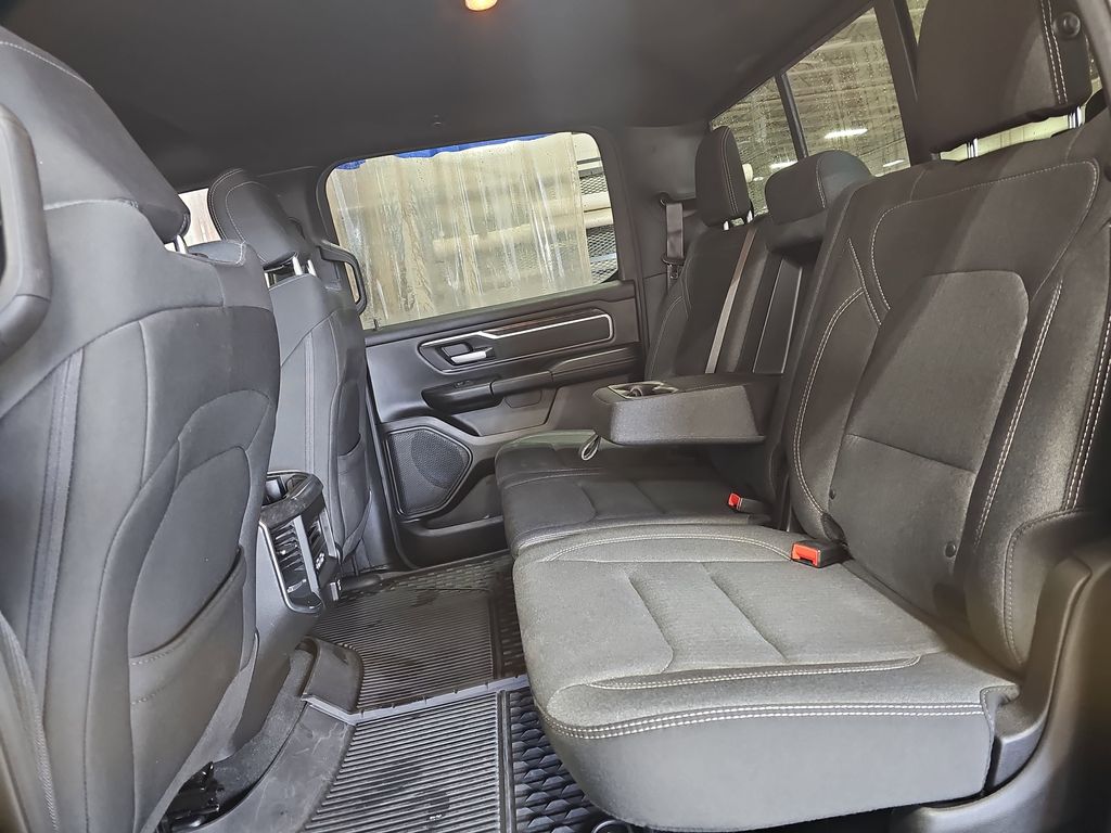 2019 RAM 1500 - Image 12