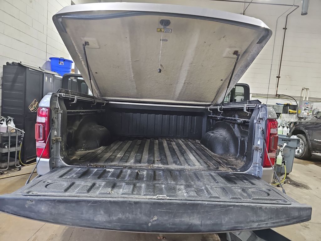 2021 RAM 1500 - Image 12