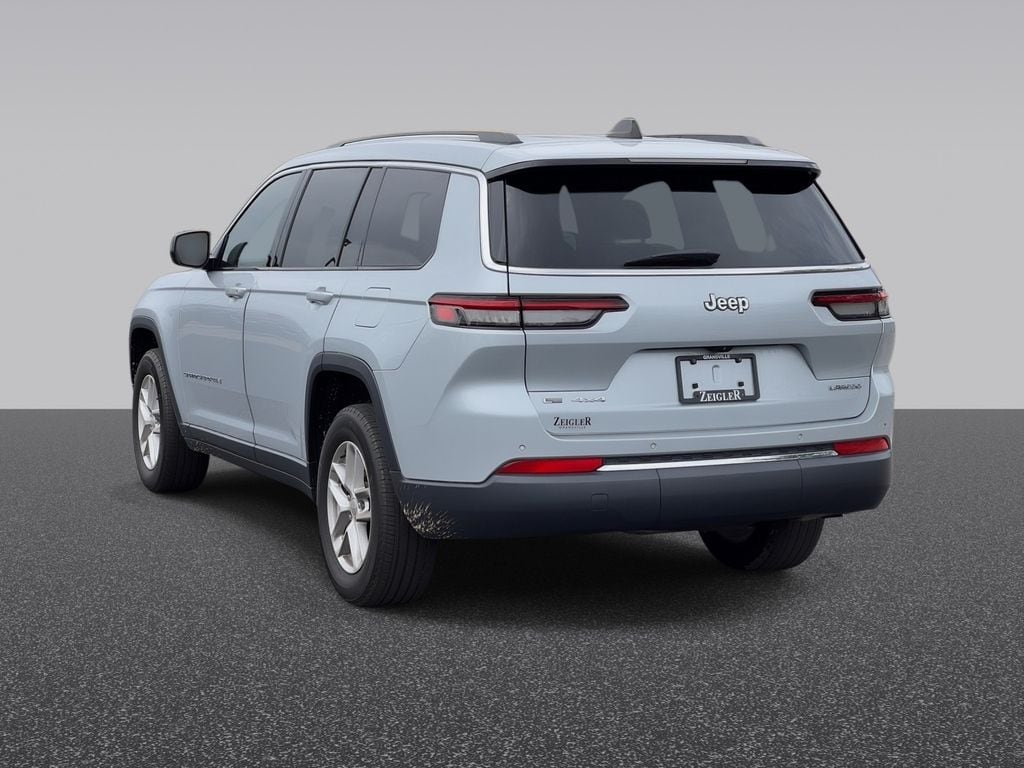 Used 2023 Jeep Grand Cherokee L Laredo SUV