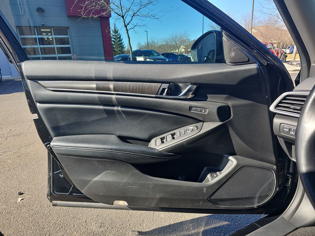 2018 HONDA ACCORD - Image 25