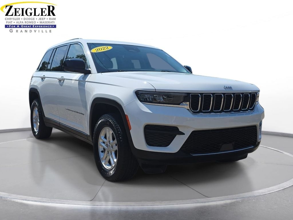 Certified 2022 Jeep Grand Cherokee Laredo SUV