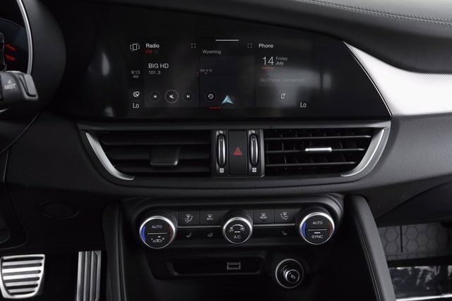 2024 ALFA ROMEO GIULIA (952) - Image 33