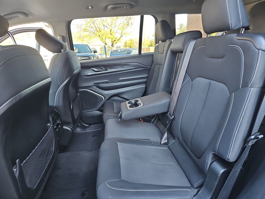 2022 JEEP GRAND CHEROKEE L - Image 15