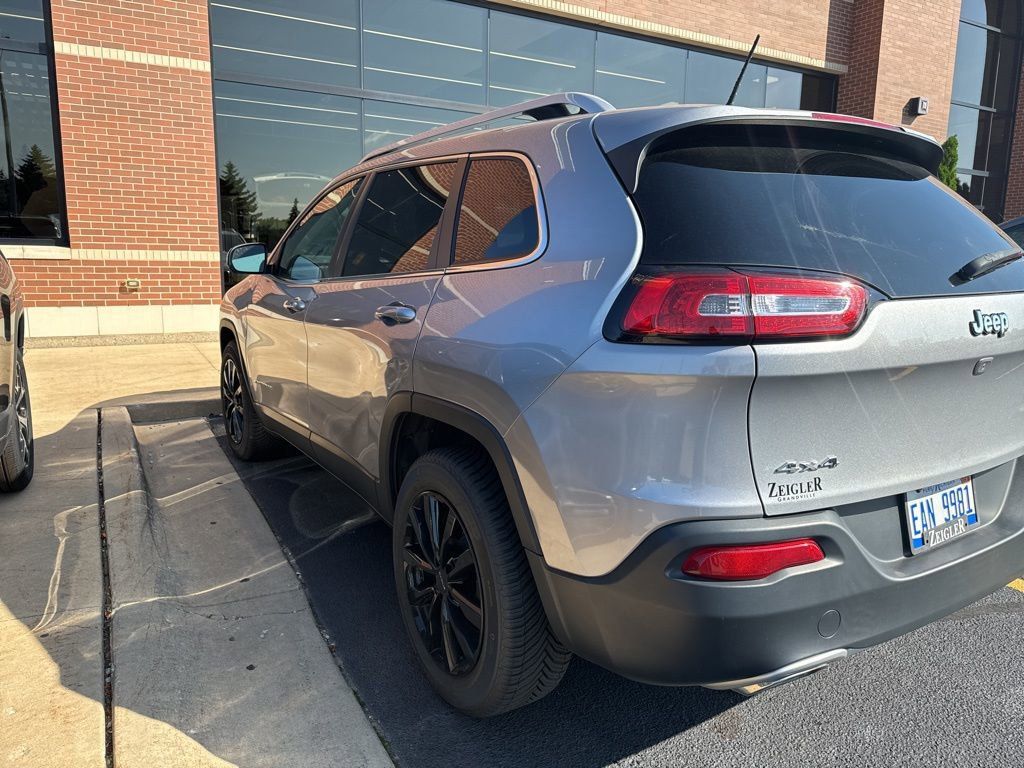 2015 Jeep Cherokee Limited photo 4