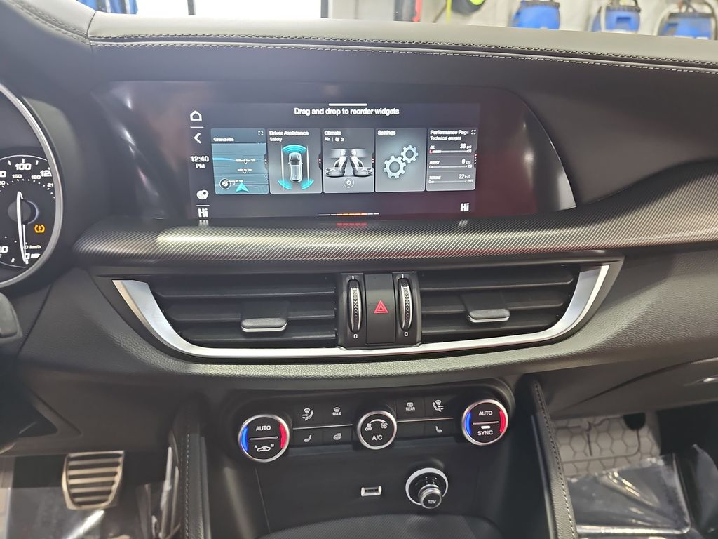 2023 ALFA ROMEO STELVIO - Image 18