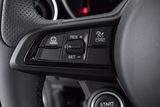 2024 ALFA ROMEO GIULIA (952) - Image 24