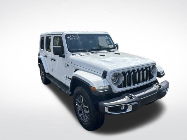 2025 Jeep Wrangler Sahara photo 2