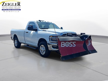 2026 Ram 2500 TRADESMAN REGULAR CAB 4X4 8' BOX Pickup