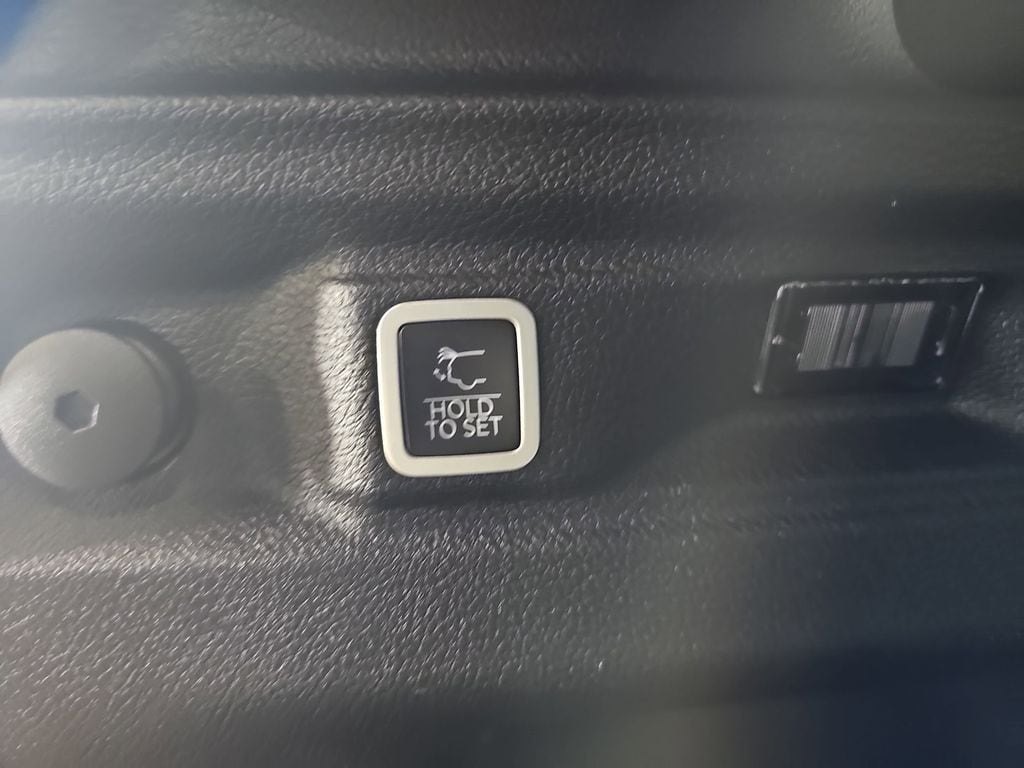 2022 JEEP GRAND CHEROKEE L - Image 15