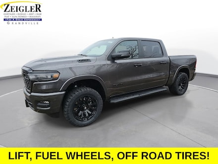 2026 Ram 1500 BIG HORN CREW CAB 4X4 5'7 BOX Pickup