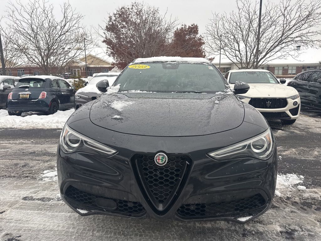 2023 Alfa Romeo Stelvio Veloce's photo