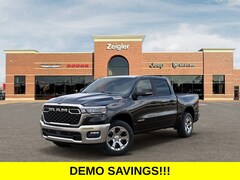 2026 Ram 1500 BIG HORN CREW CAB 4X4 5'7 BOX Pickup