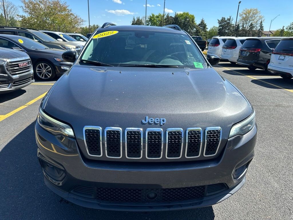 Used 2022 Jeep Cherokee Latitude Lux SUV