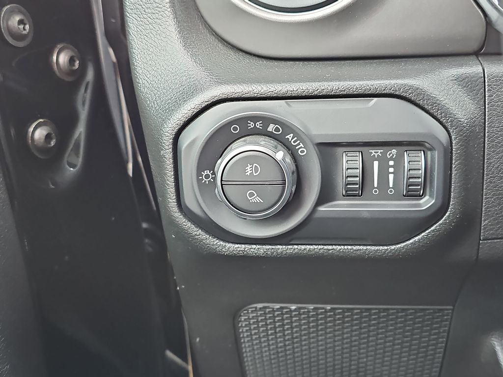 2022 JEEP GLADIATOR - Image 24