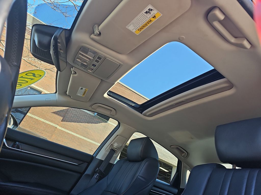 2018 HONDA ACCORD - Image 28