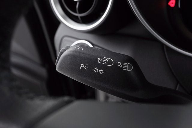 2024 ALFA ROMEO GIULIA (952) - Image 27