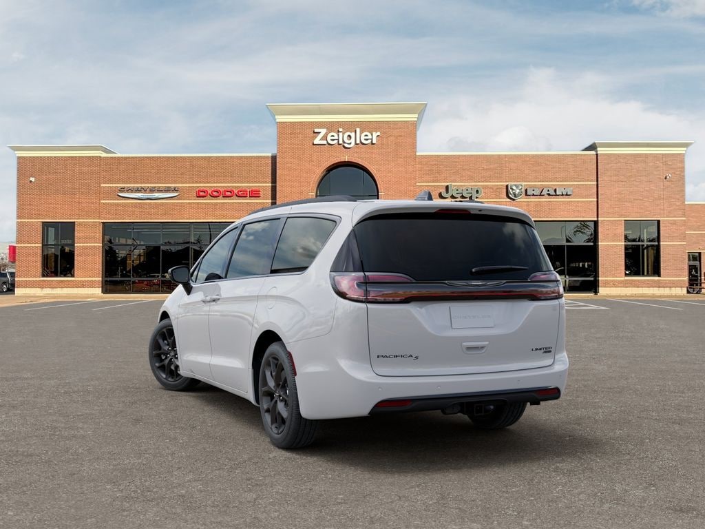 New 2026 Chrysler Pacifica LIMITED AWD Passenger Van