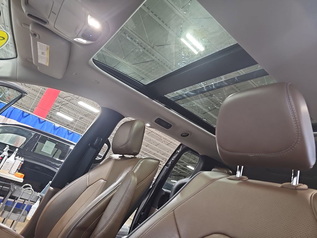 2018 CHRYSLER PACIFICA - Image 29