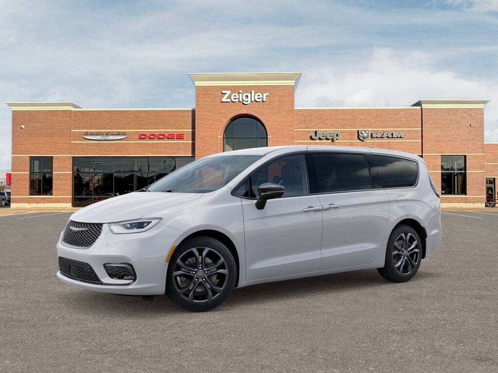 New 2026 Chrysler Pacifica SELECT AWD Passenger Van