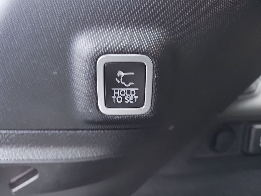 2022 JEEP GRAND CHEROKEE - Image 13