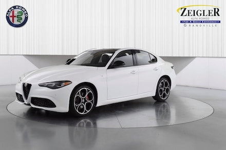 2024 Alfa Romeo Giulia Ti AWD Sedan