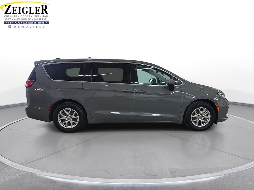 Certified 2023 Chrysler Pacifica Touring L Van Passenger Van