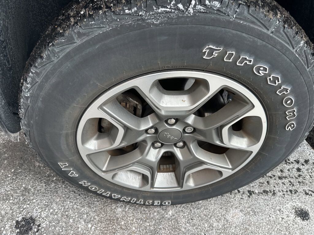 Certified 2022 Jeep Cherokee Trailhawk SUV