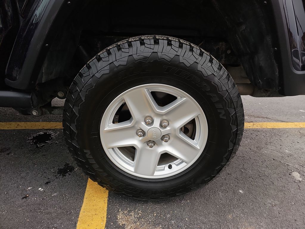 2022 JEEP GLADIATOR - Image 30