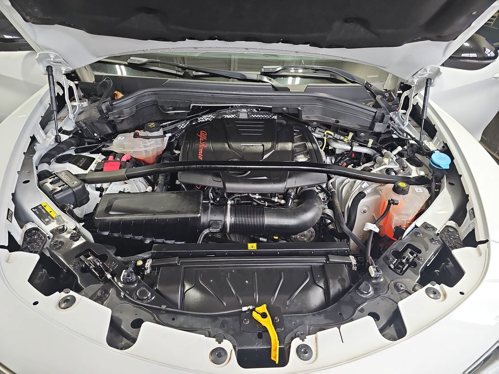 2023 ALFA ROMEO STELVIO - Image 26