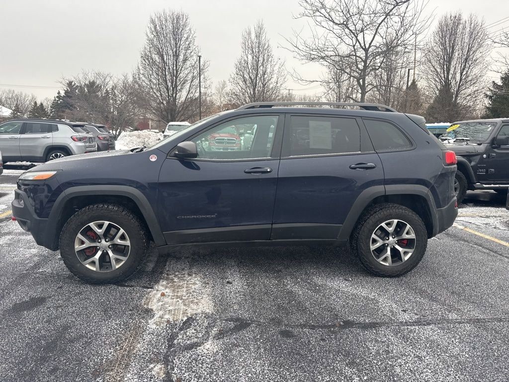 Used 2016 Jeep Cherokee Trailhawk SUV