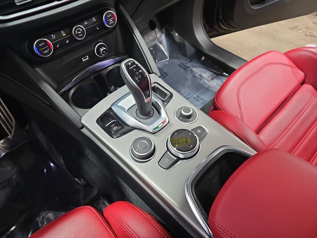 2023 ALFA ROMEO STELVIO - Image 22